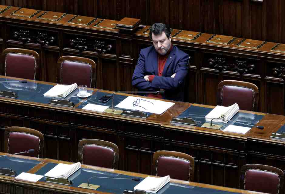 Salvini exit. Deposita un nuovo simbolo in caso di scissione della Lega