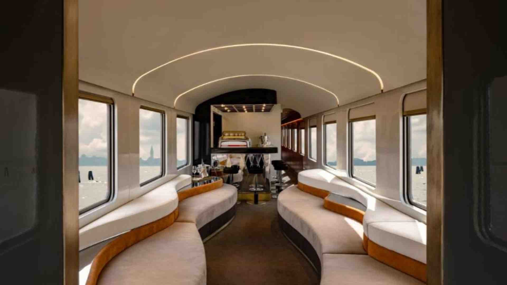 Immagine di Arriva La Dolce Vita Orient Express: il lusso viaggia (lento) sui binari