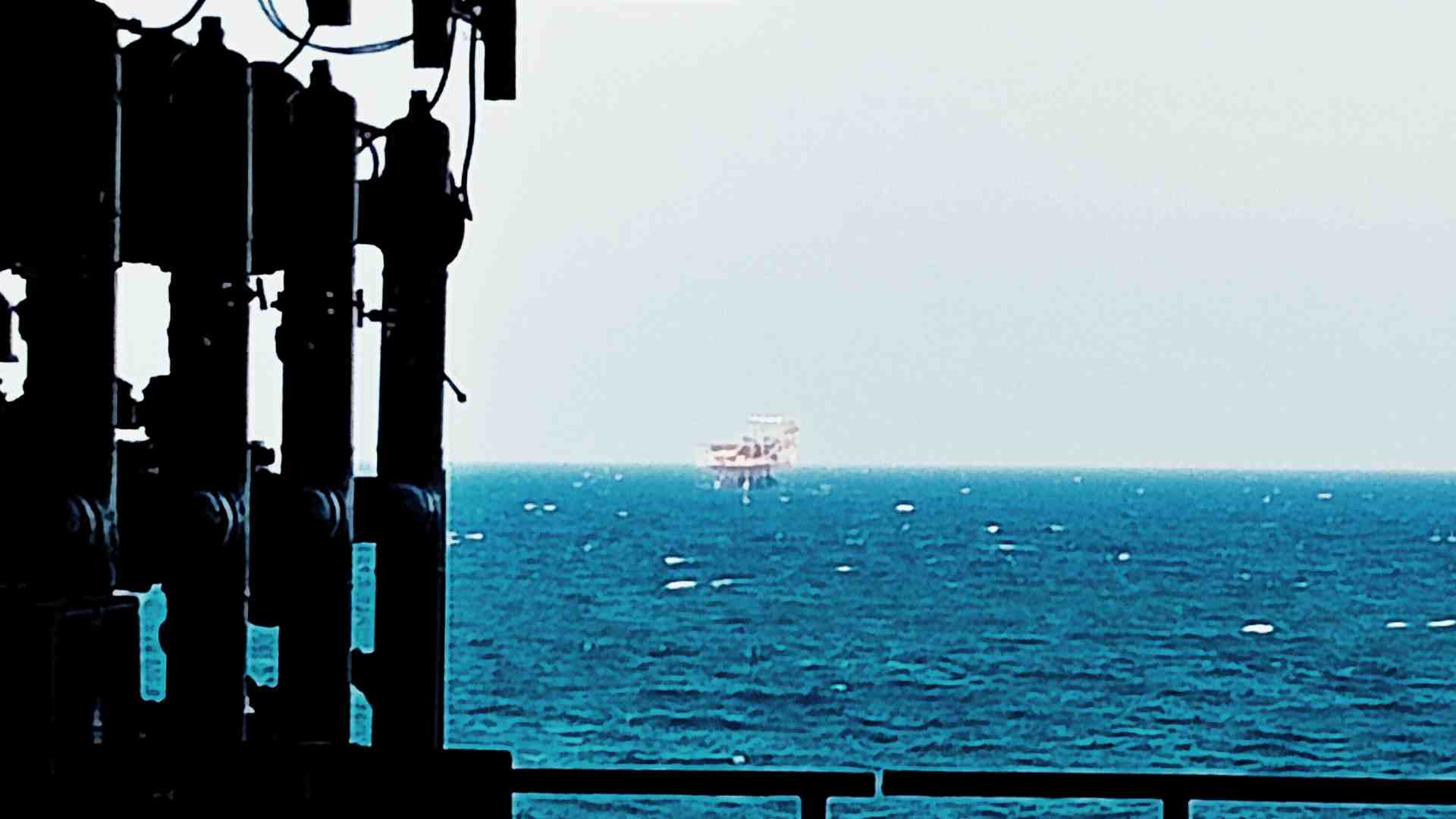 Immagine di Così in Adriatico si estrae il petrolio italiano: viaggio sulla piattaforma Rospo Mare B