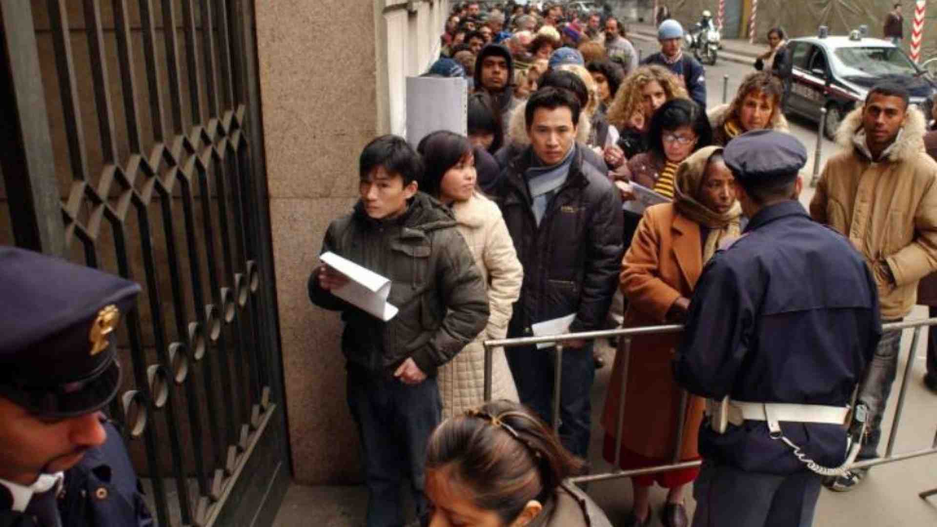 Immagine di Cittadinanza, è record di acquisizioni. «Ma per ottenerla servono 15 anni»