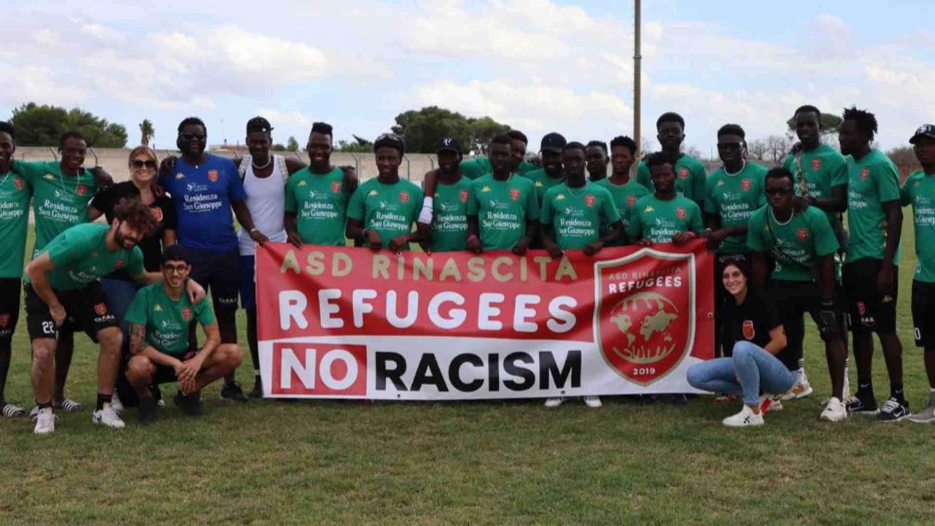 Immagine di Dal barcone al campo, i gol della Rinascita
