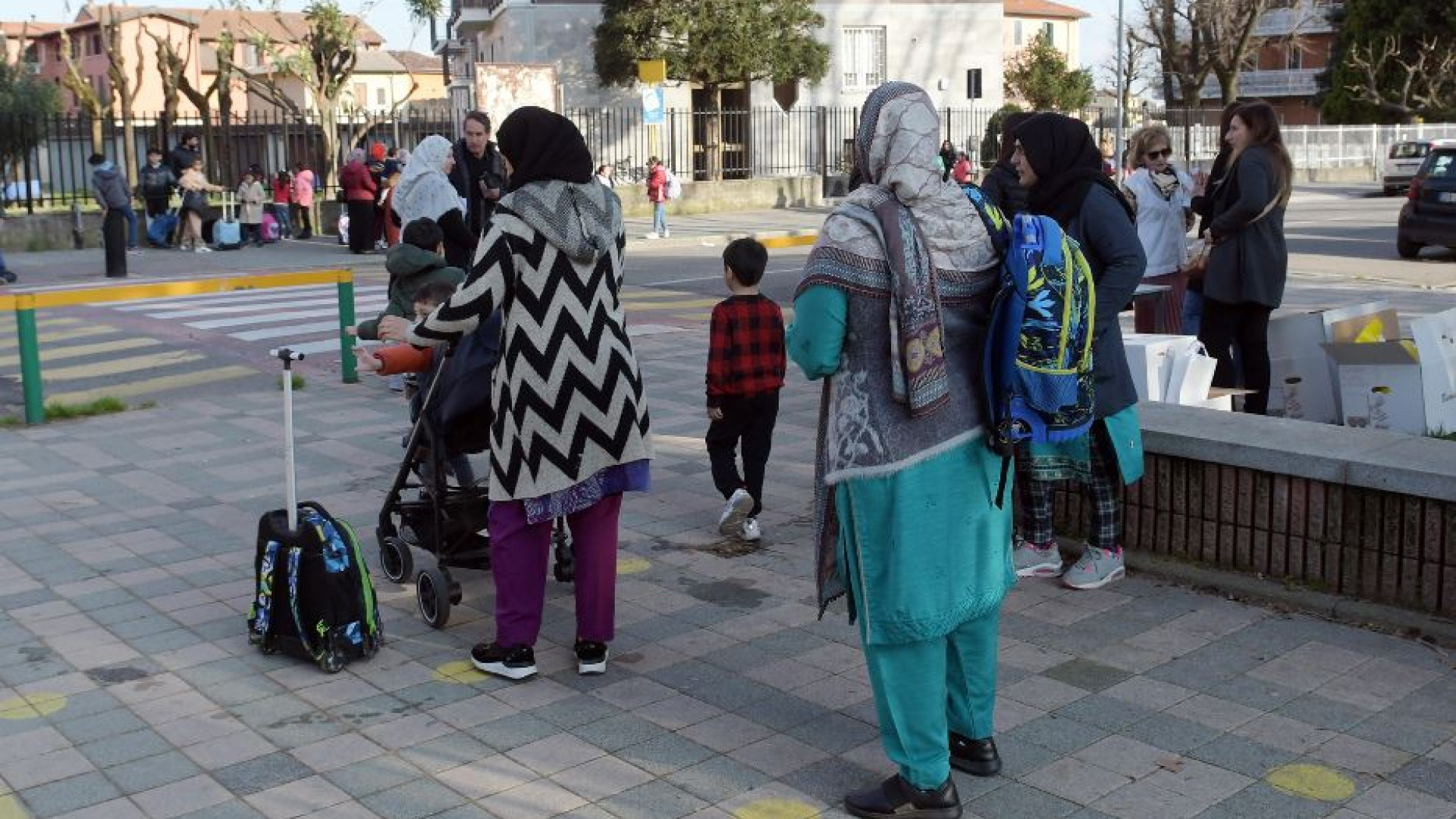 Immagine di La solidarietà dei parroci alla scuola chiusa per Ramadan