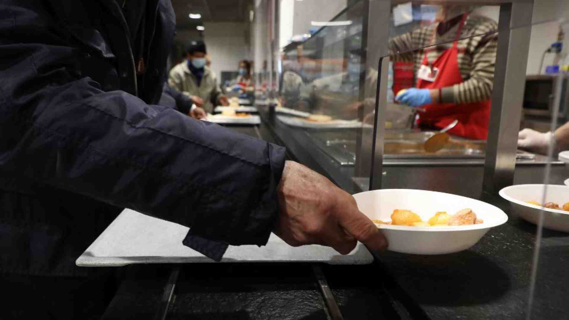 Immagine di 5,7 milioni di italiani vivono in condizione di povertà assoluta