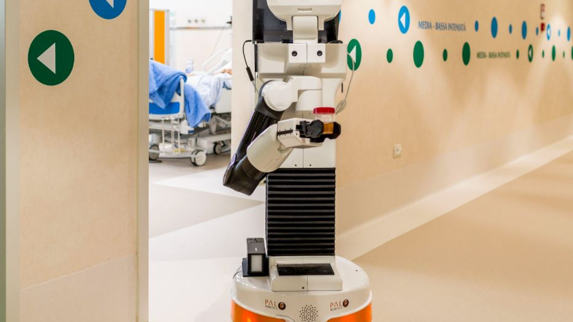 Immagine di Esoscheletri, protesi, realtà aumentata: la robotica su misura del paziente
