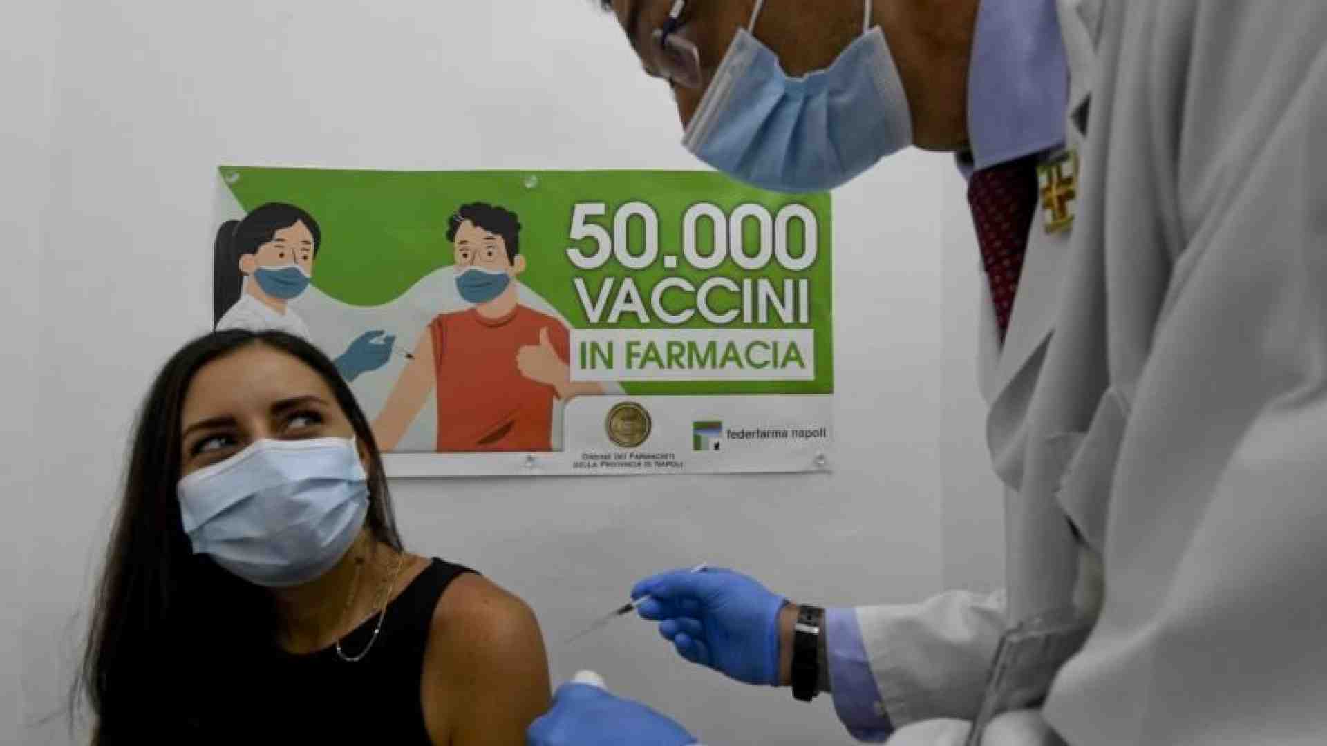 Immagine di Più servizi nelle farmacie, stop ai diplomifici, meno vincoli in edilizia