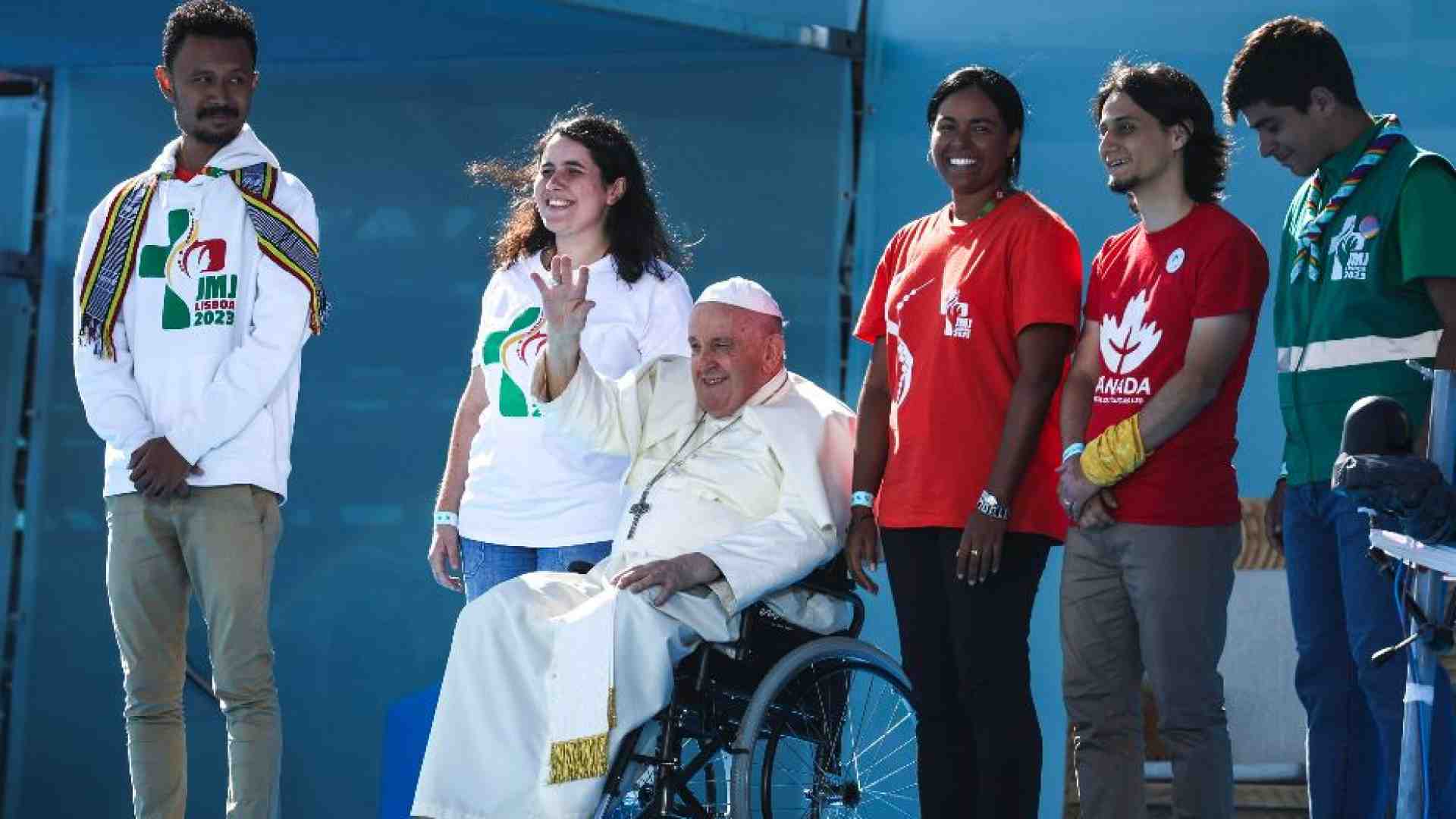 Immagine di Il Papa ai giovani: Cristo vive e ci ama, con lui artigiani di futuro