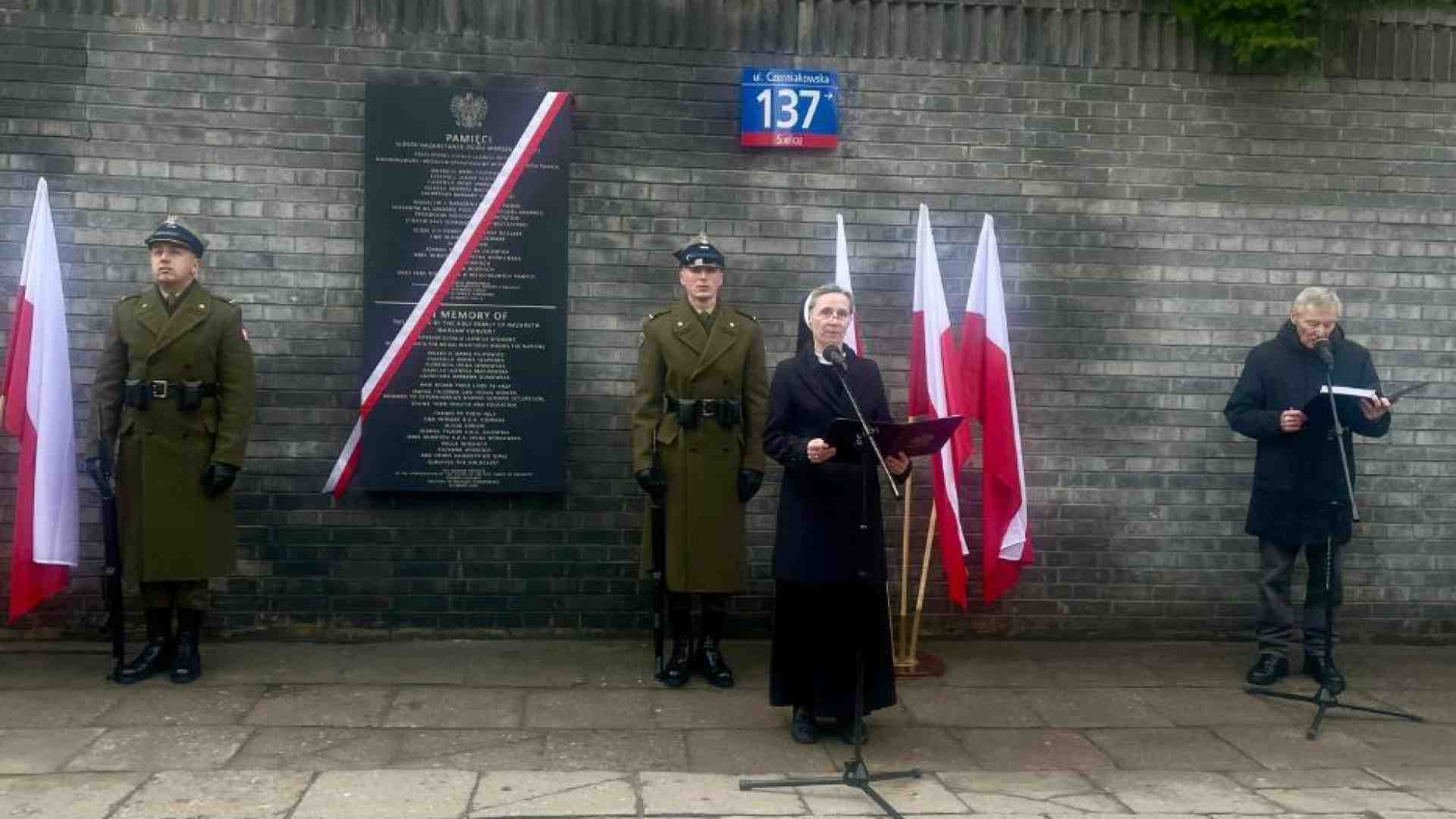 Immagine di Madri coraggio. Le suore che salvarono gli ebrei dai nazisti