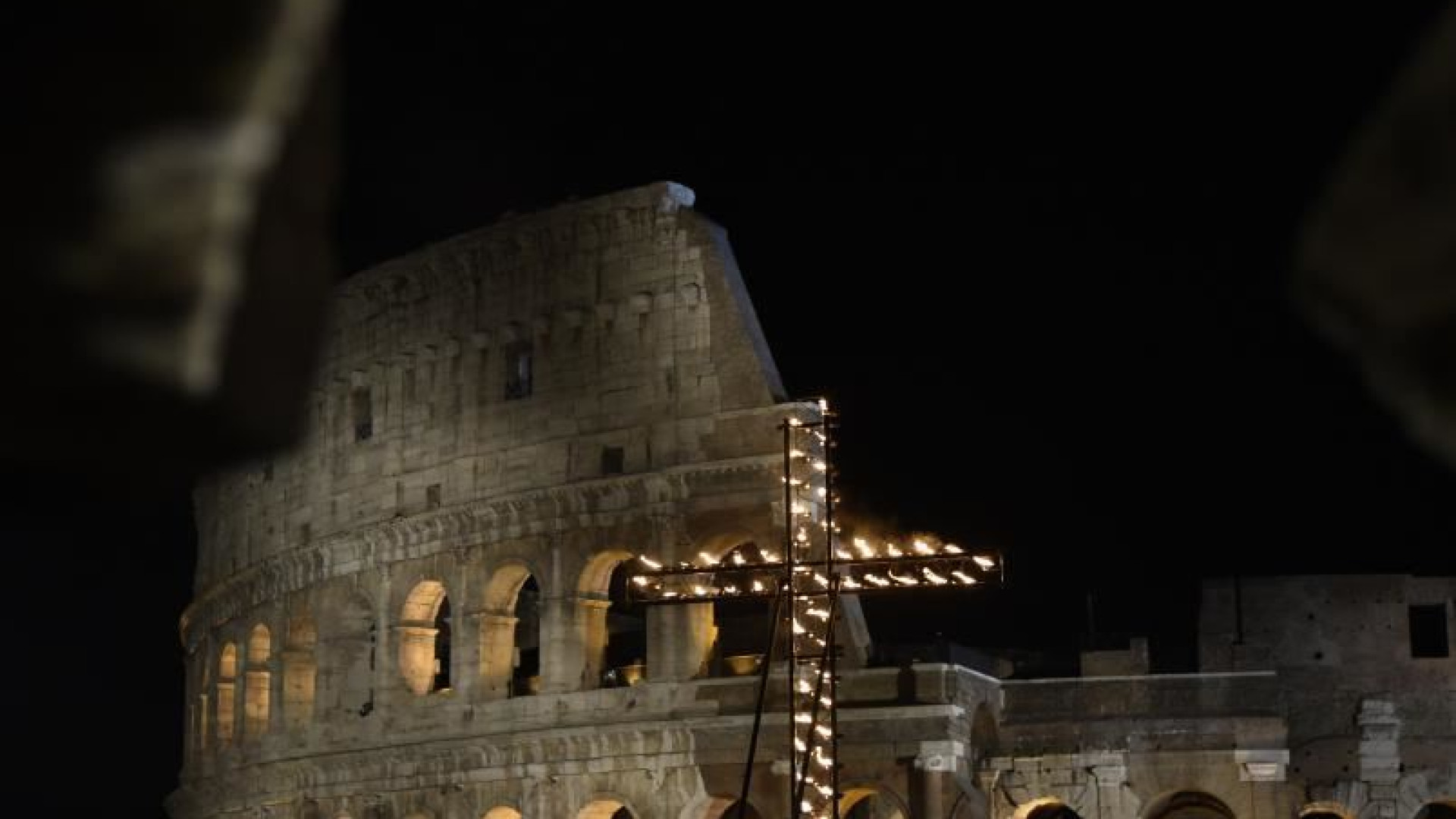Immagine di Le meditazioni scritte dal Papa (per la prima volta) rese note venerdì
