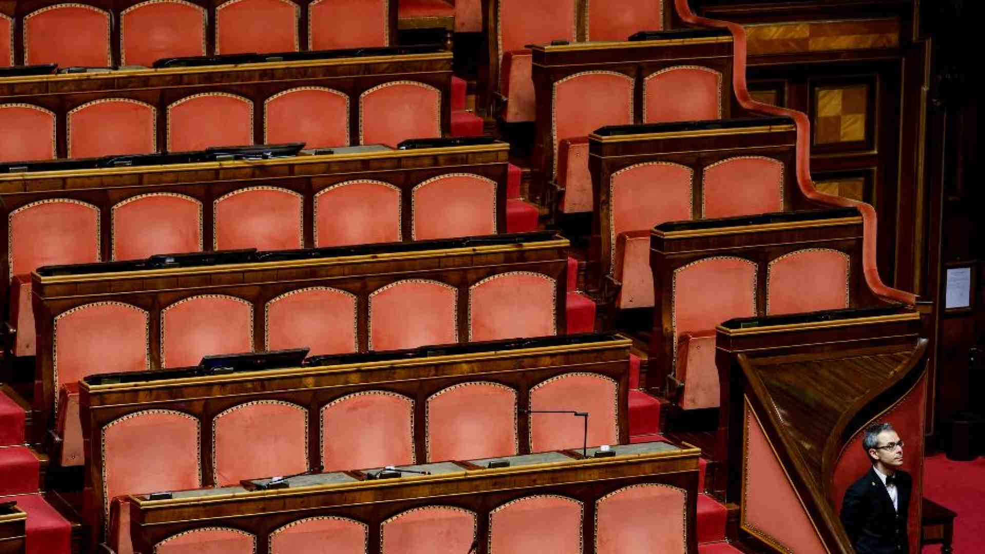 Immagine di Il ddl che va oltre i confini della Consulta. E scontenta (quasi) tutti
