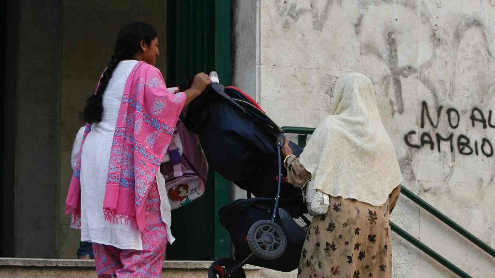 Immagine di Un tetto agli alunni stranieri in classe: 20 o 50%? Le idee del governo