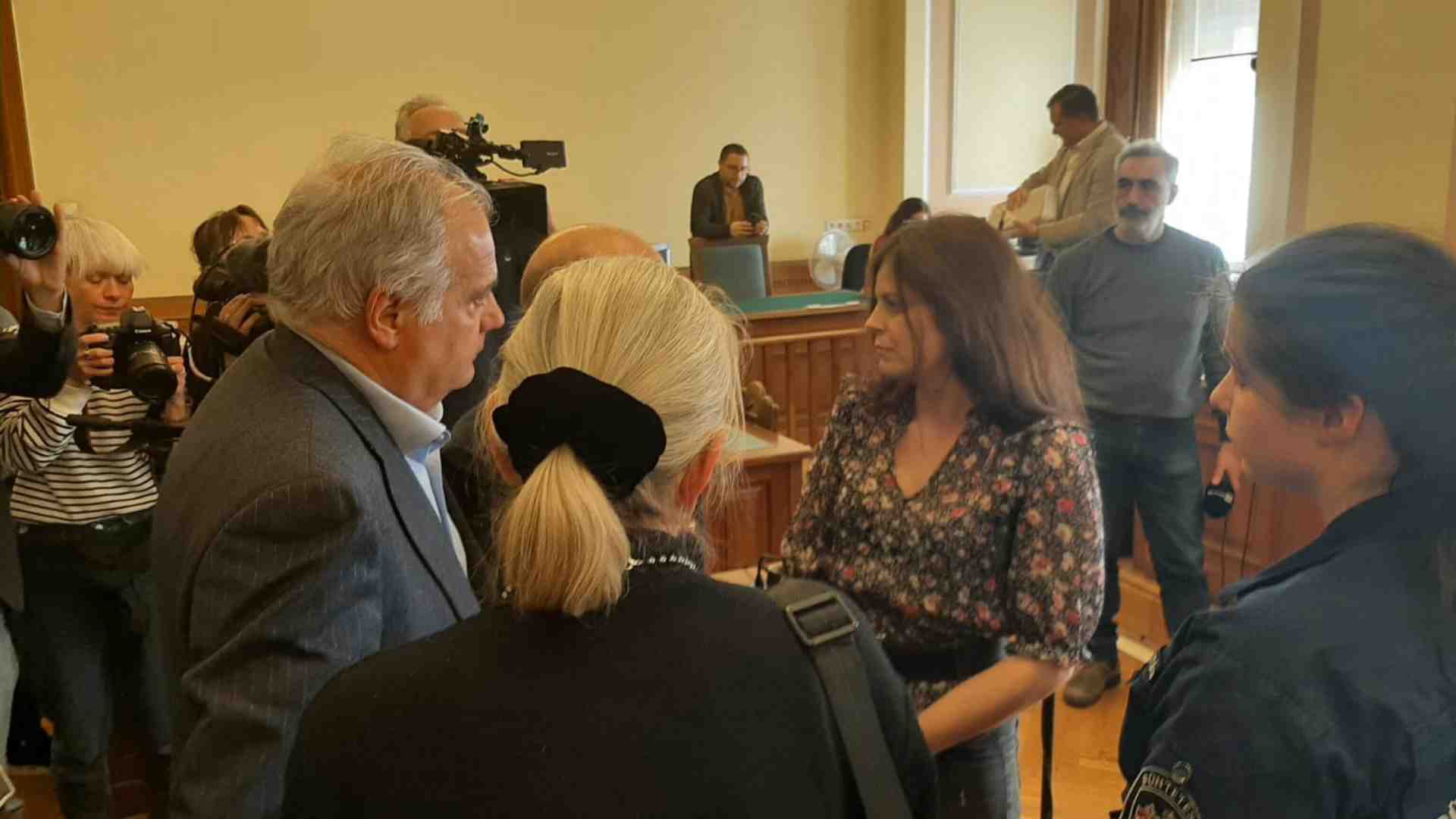 Immagine di Ilaria Salis per il Pd è come Nelson Mandela