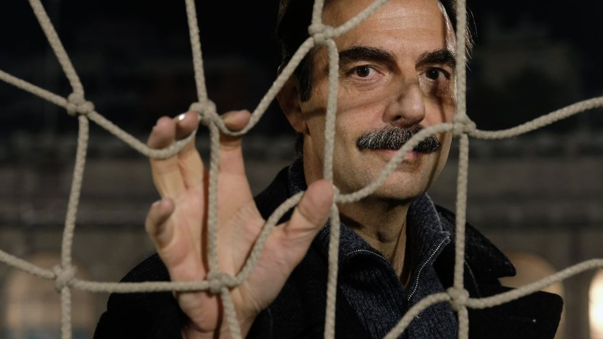 Immagine di Neri Marcorè, "Zamora" e i dolori del giovane Walter