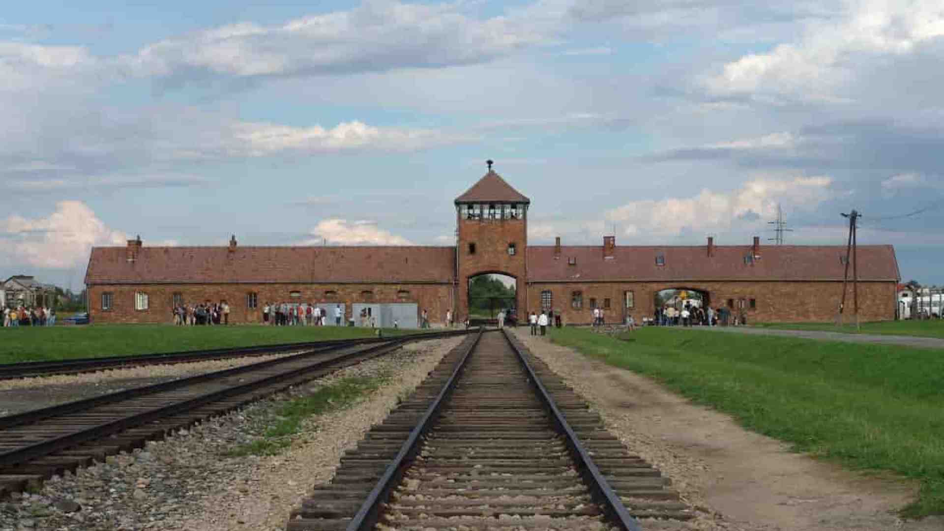 Immagine di Amsterdam rimborserà 100mila euro per i tram della Shoah
