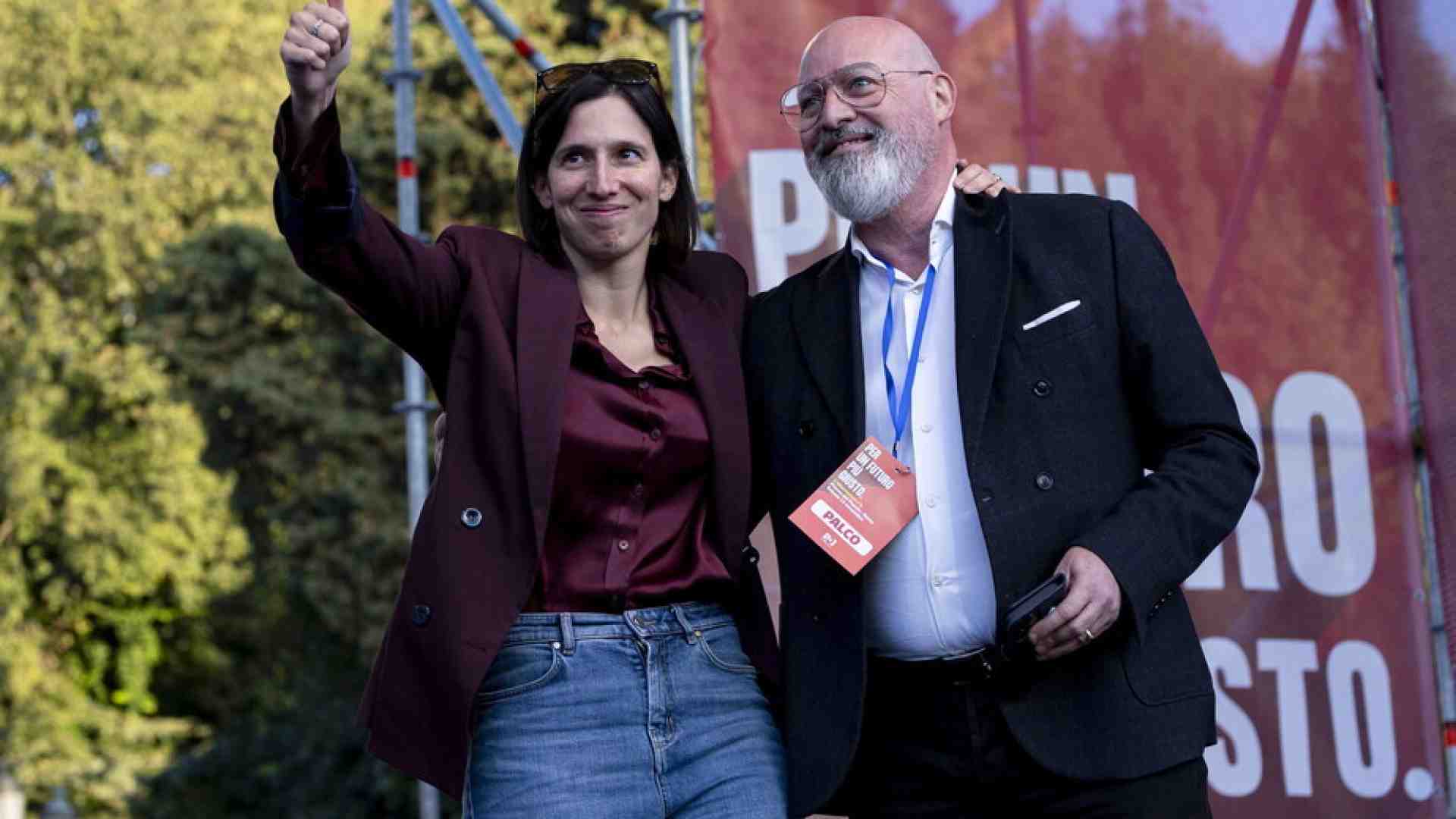 Immagine di Schlein incontra Bonaccini, ma resta il nodo europee. Lite sull’ex direttore di Avvenire