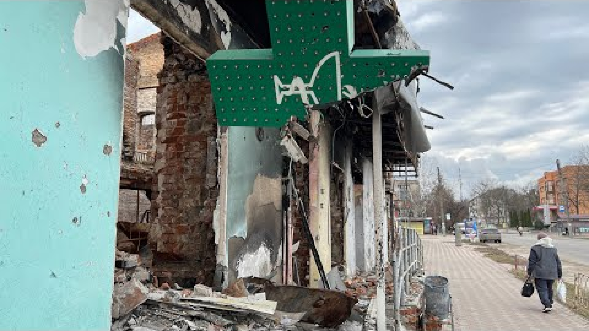 Immagine di Izyum, la città delle fosse comuni che teme il ritorno dell'esercito russo