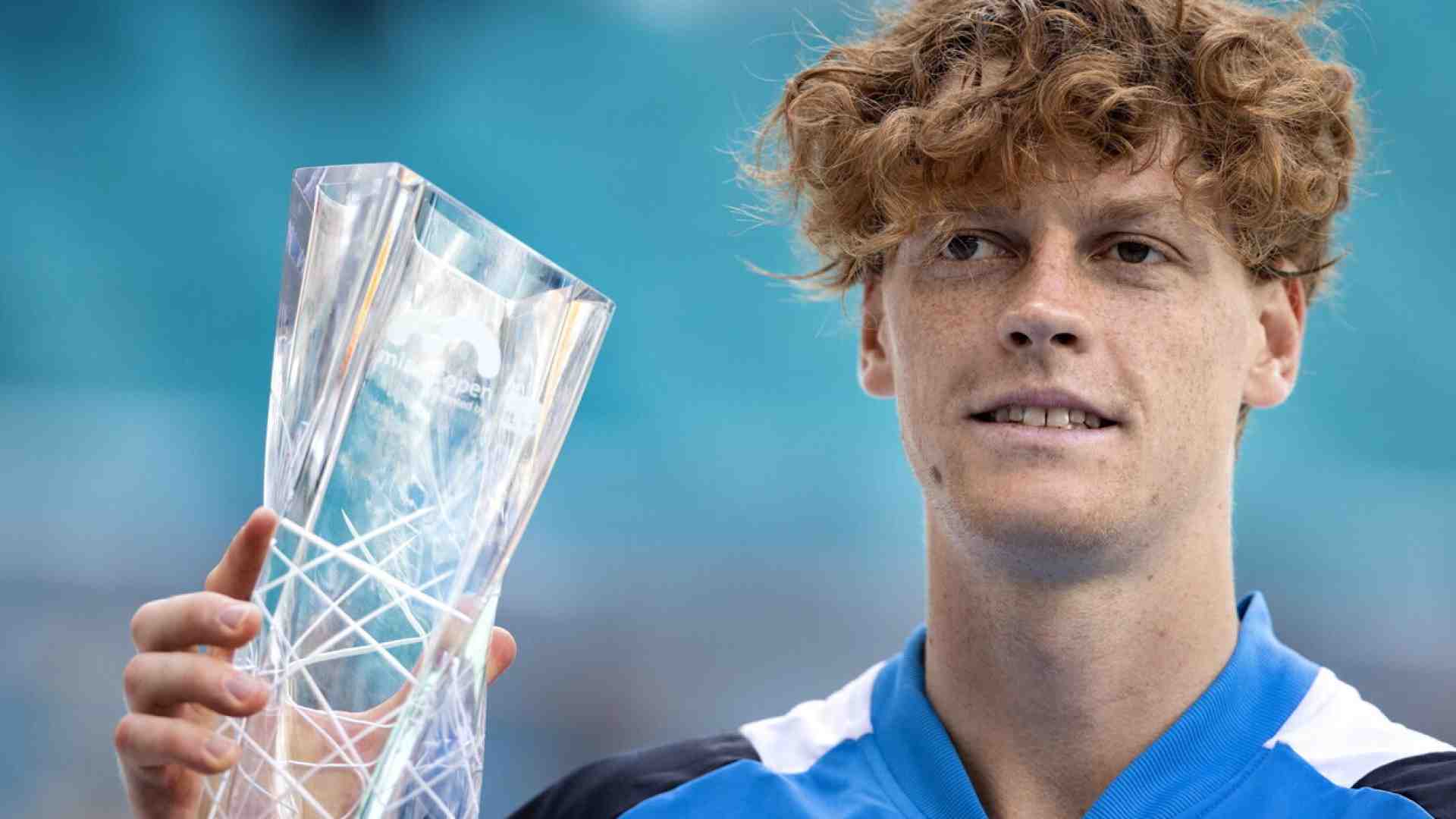 Immagine di Sinner trionfa a Miami e diventa il numero 2 al mondo dietro al serbo Djokovic