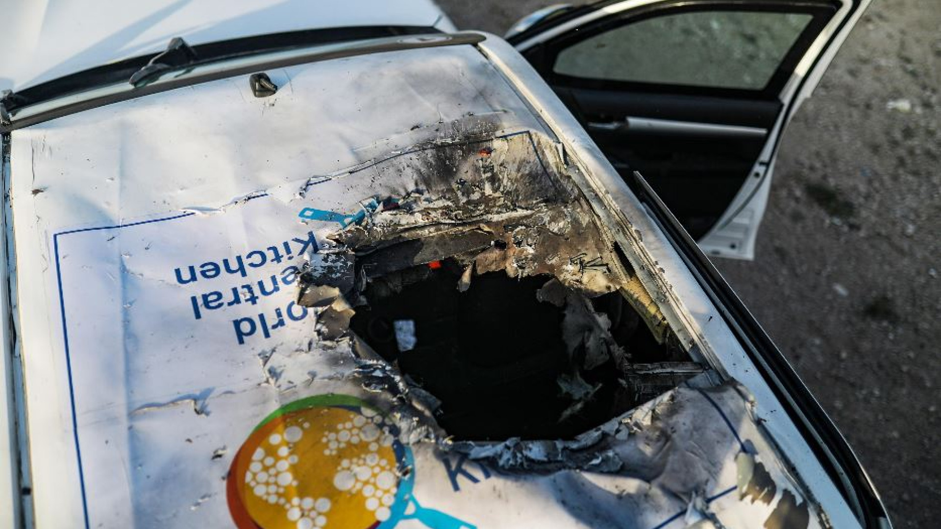 Immagine di Raid uccide 7 operatori umanitari. Netanyahu: «Un tragico caso»