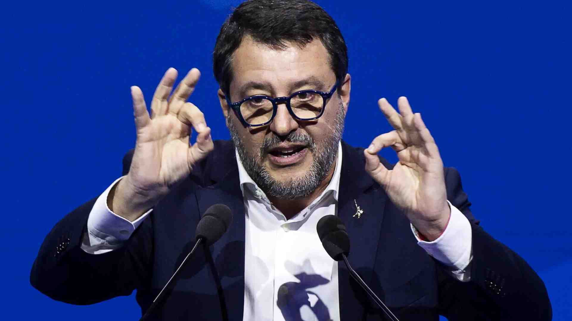 Immagine di Addio accordo col partito di Putin. E vai a capire se Salvini ci è o ci fa
