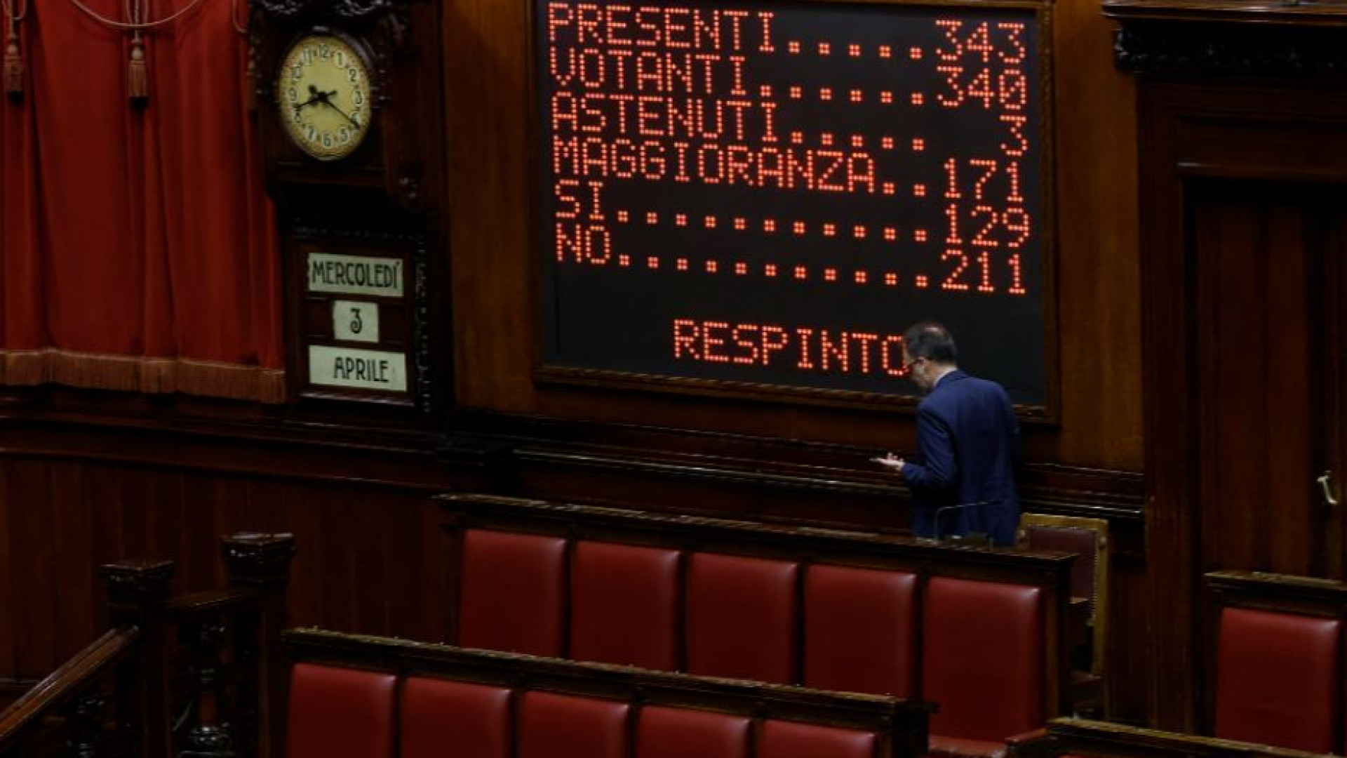 Immagine di Respinta la mozione di sfiducia a Salvini (assente in Aula)