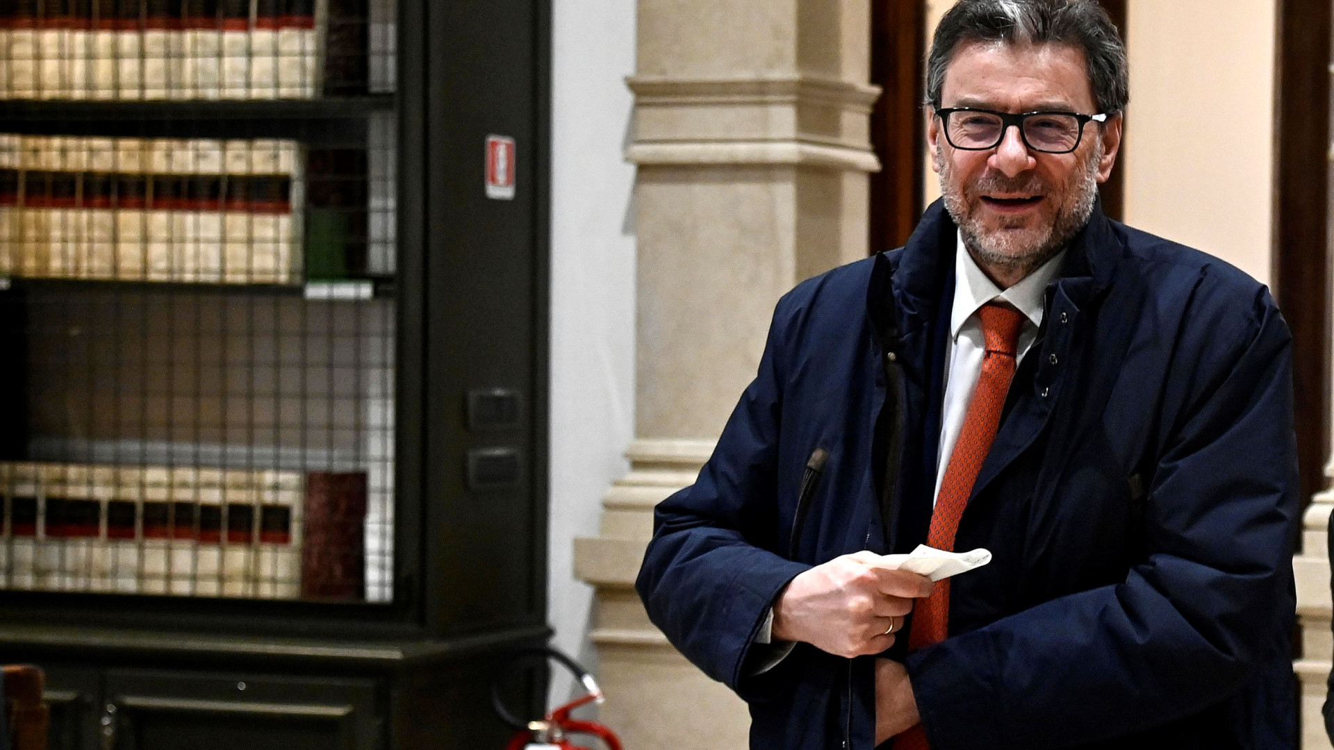 Immagine di Giorgetti: «Una procedura Ue per deficit è scontata»