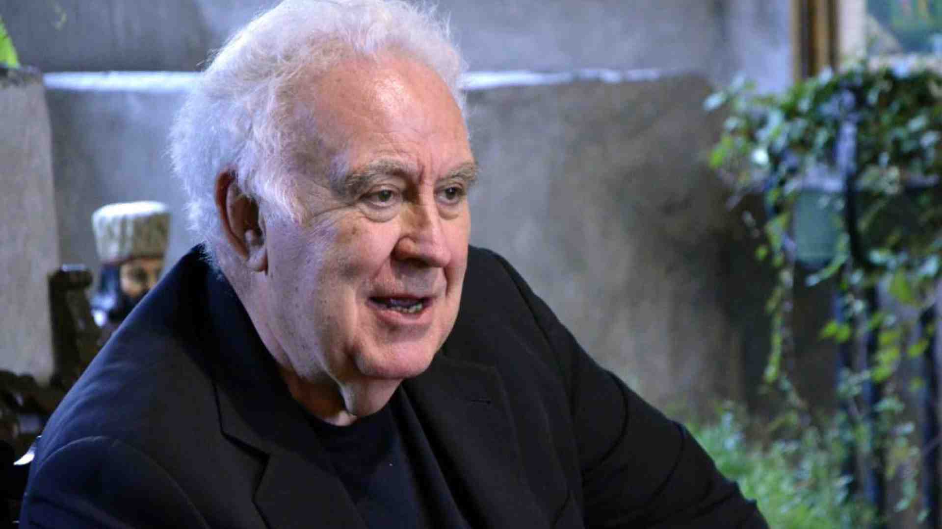 Immagine di L'esordio di Santoro. Non proprio un Putin di Salerno
