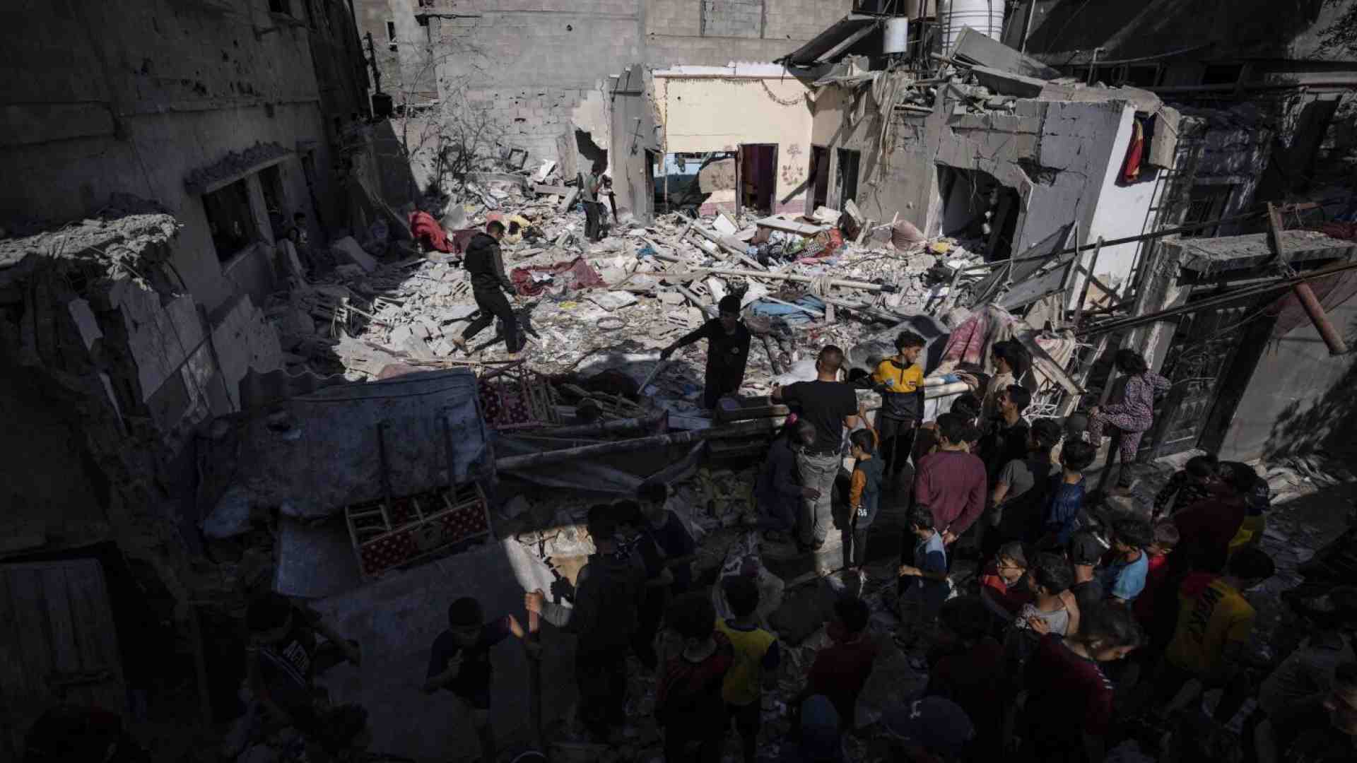 Immagine di Israele licenzia due ufficiali per l'attacco a Wck e annuncia la riapertura del valico di Erez