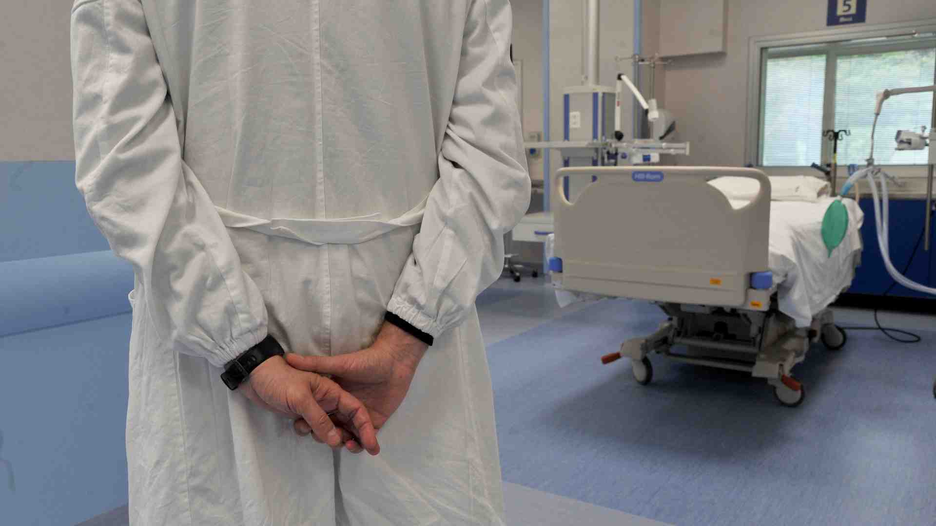 Immagine di Il lungo declino della sanità pubblica. «Noi, pazienti, dimenticati dal Ssn»