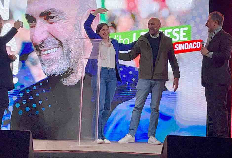 Schlein "morde" Conte: "Hai rotto l'unità. Aiuti la destra". Ma resta il rebus Bonaccini