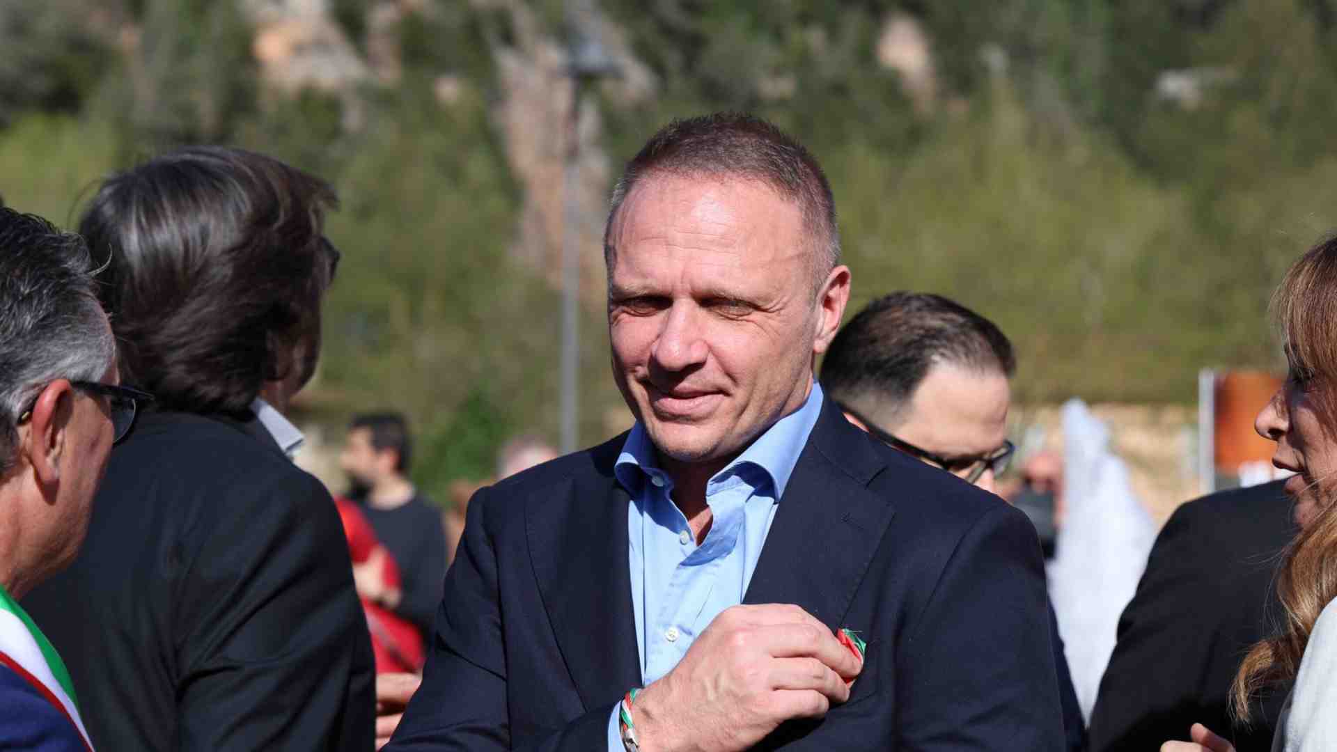 Immagine di Ecco la destra di oggi: profana e permalosa