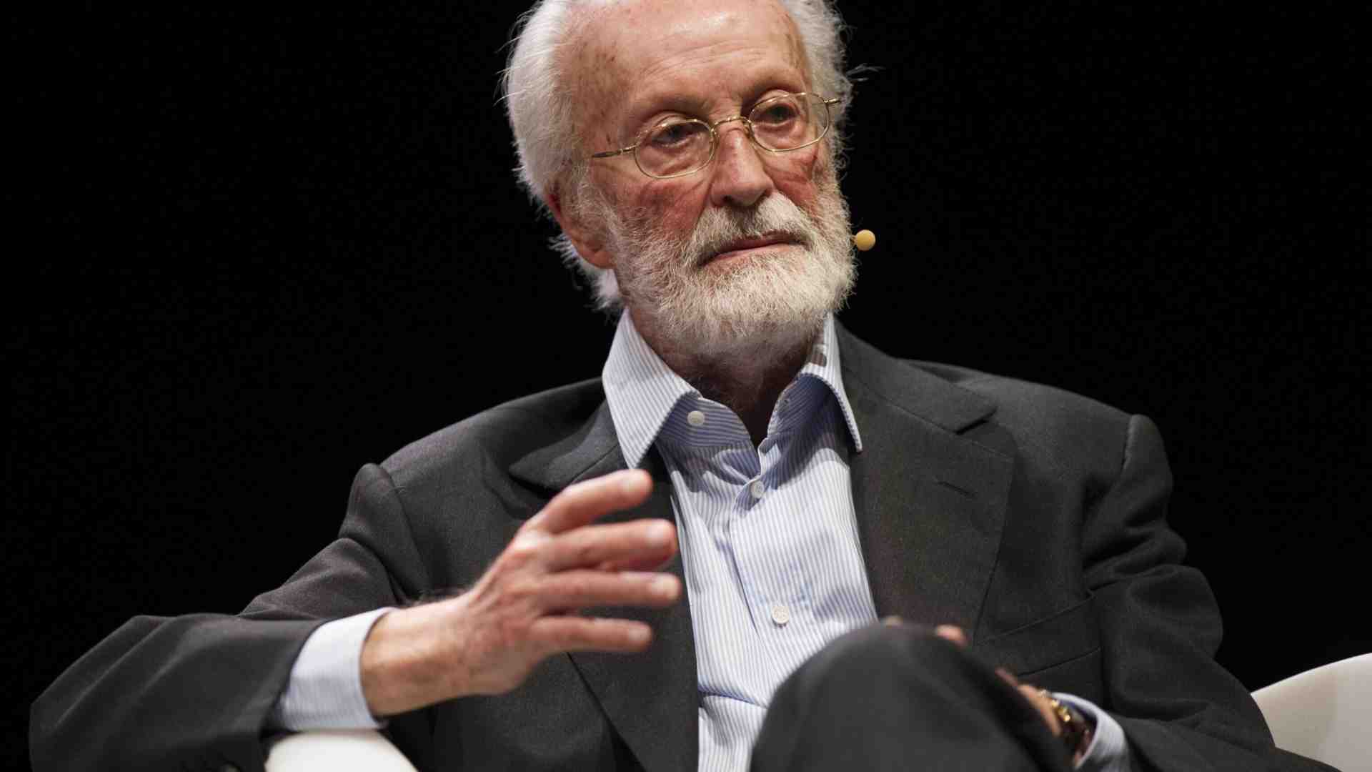 Immagine di Scalfari era meglio e peggio del nonno messo in scena cent’anni dopo