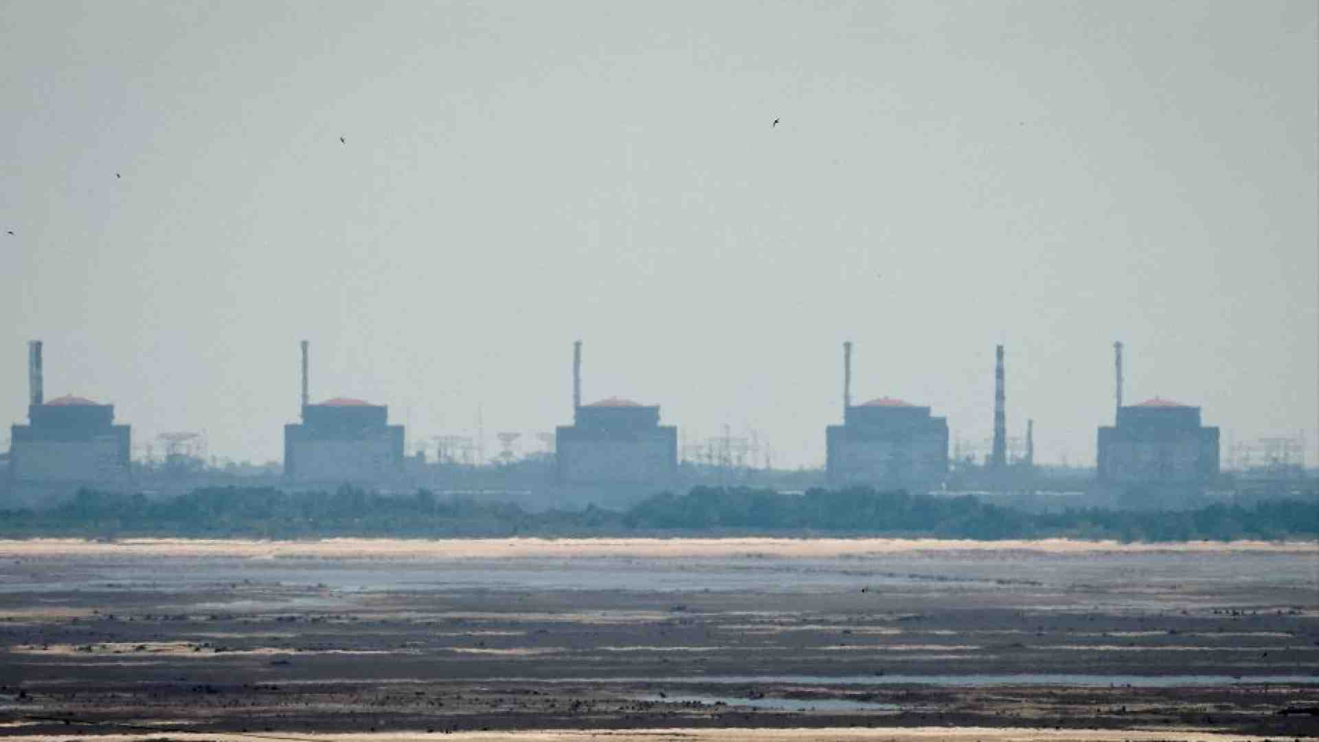 Immagine di Attaccato l'impianto di Zaporizhzhia: cresce il rischio di incidente nucleare