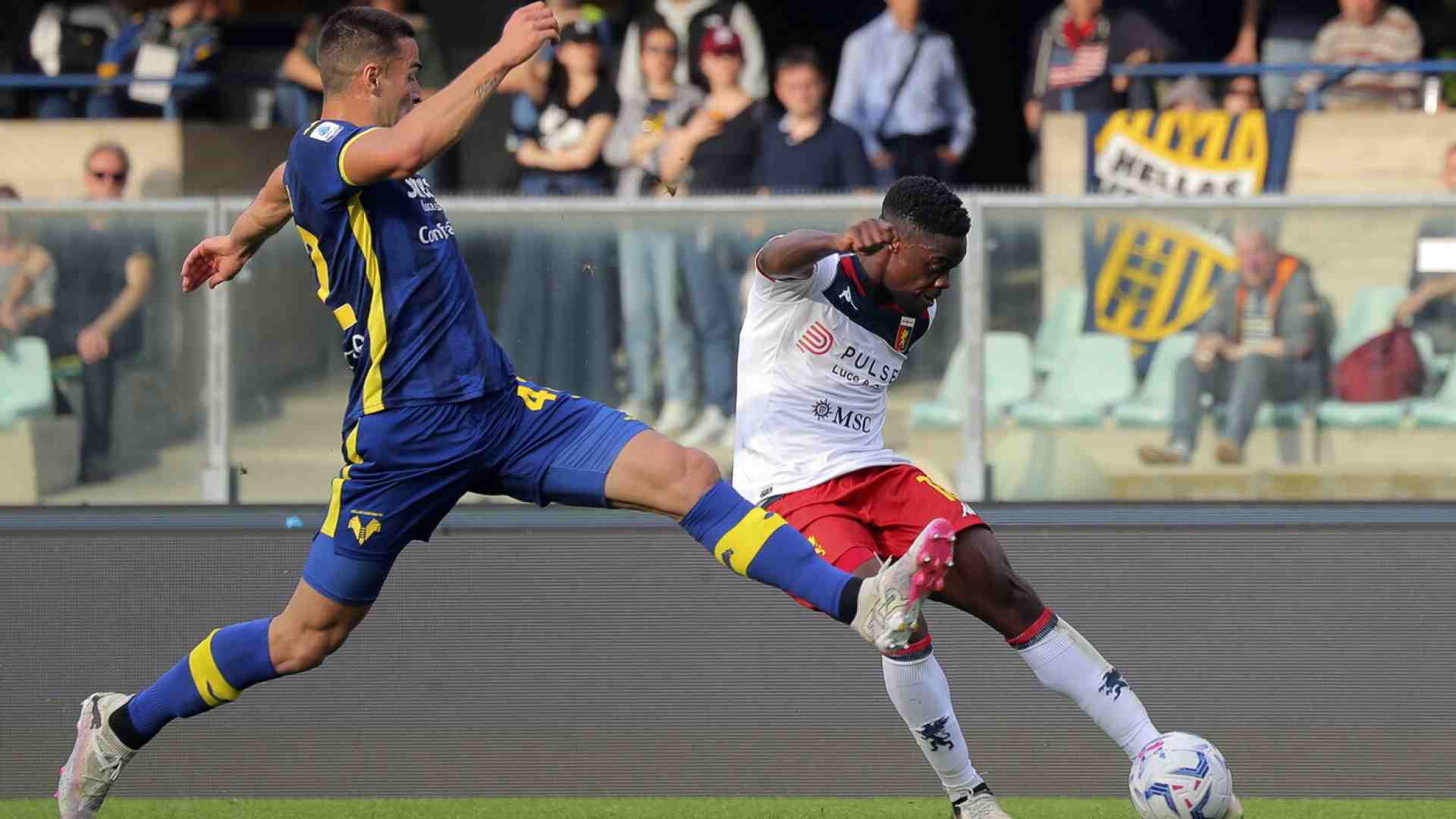 Immagine di Caleb Ekuban l'ha presa larga