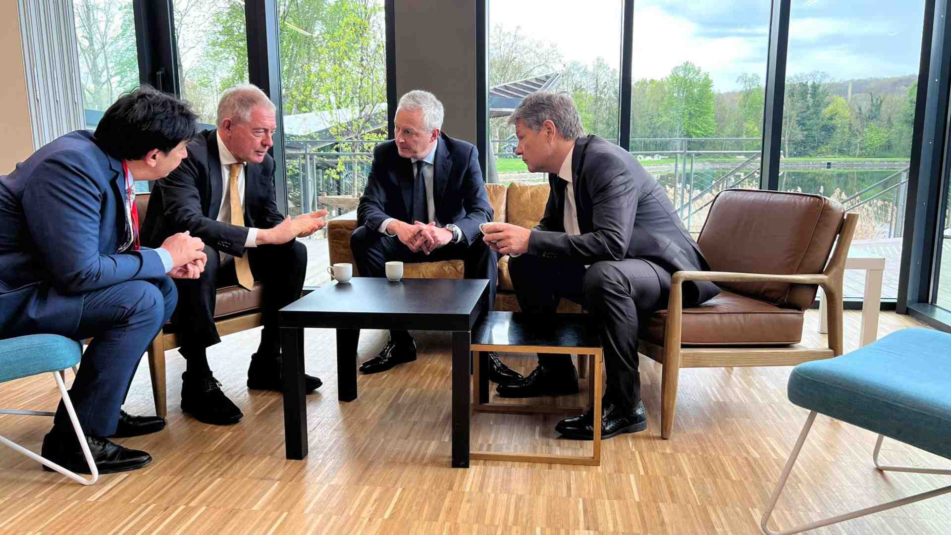 Immagine di Urso-Le Maire-Habeck: il triangolo industriale per rilanciare le imprese Ue