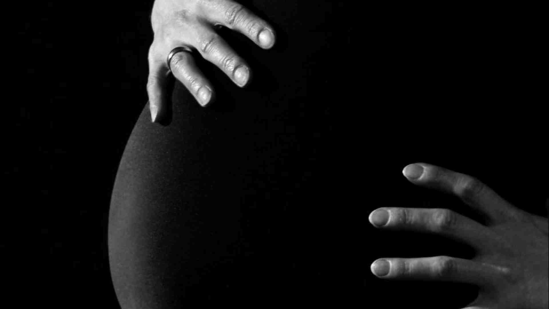 Immagine di Utero in affitto: la strada (necessaria) dell'abolizione globale
