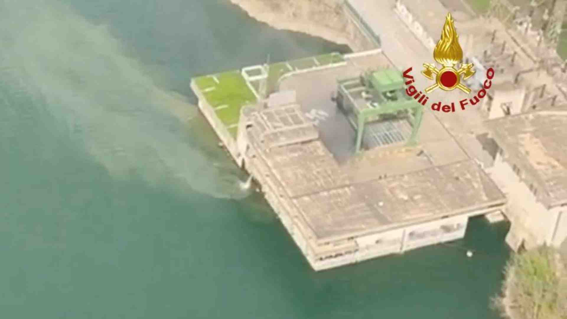 Immagine di Esplosione alla centrale: si cercano i dispersi. «Serve un miracolo»