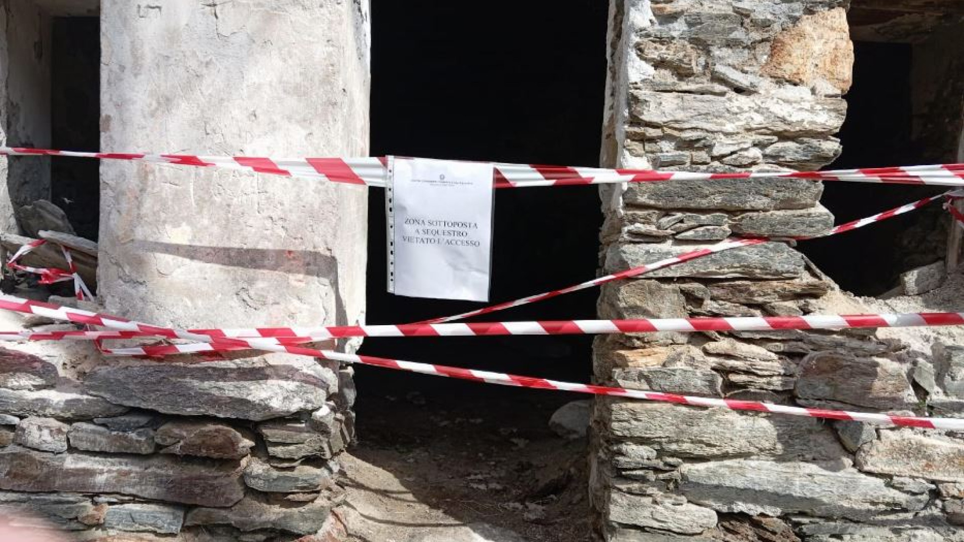 Immagine di Donna trovata morta in un rudere: arrestato un giovane a Lione
