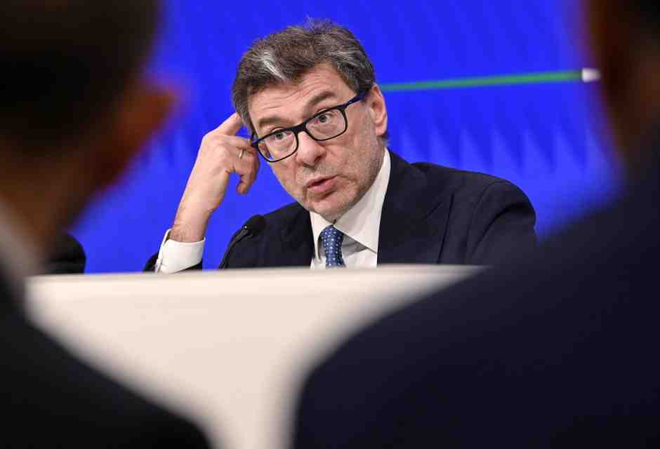 Giancarlo Giorgetti (Ansa)