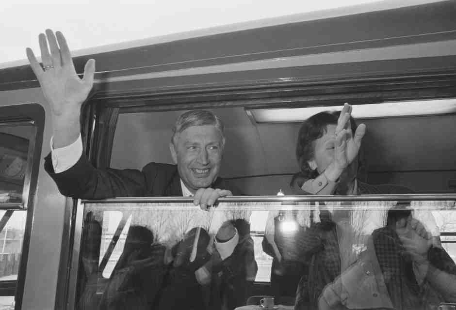 &nbsp;L'ex primo ministro olandese Dries van Agt e sua moglie Eugene - foto via Getty Images