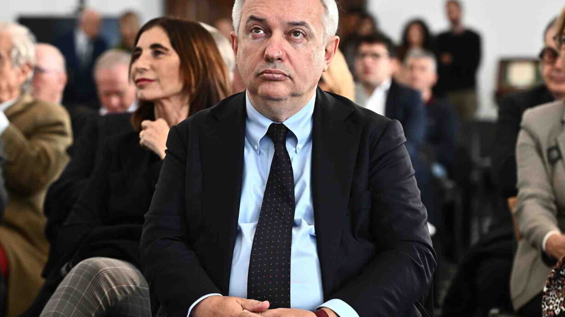 Immagine di Viva gli editori in conflitto! Botta e risposta con il cdr di Rep.