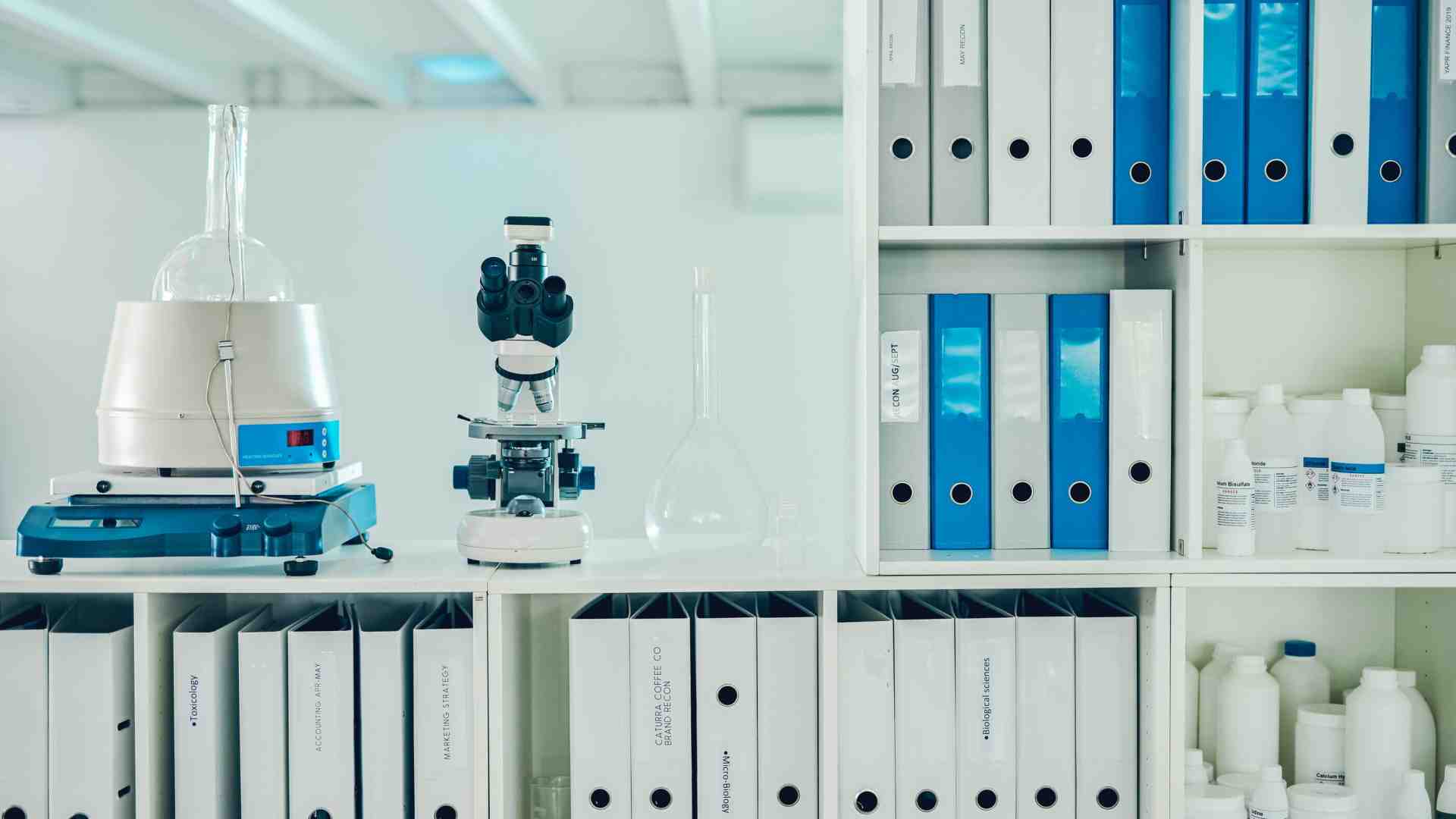 Immagine di Perché la comunità scientifica non rimedia alla crisi della pubblicazione scientifica?