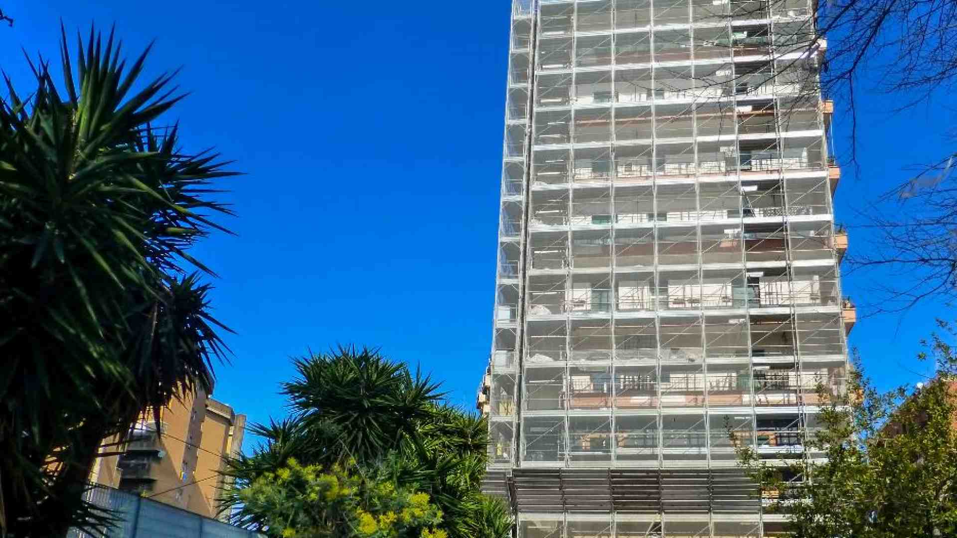 Immagine di Via libera Ue alla direttiva «Case green», l'Italia vota contro. Cosa cambia
