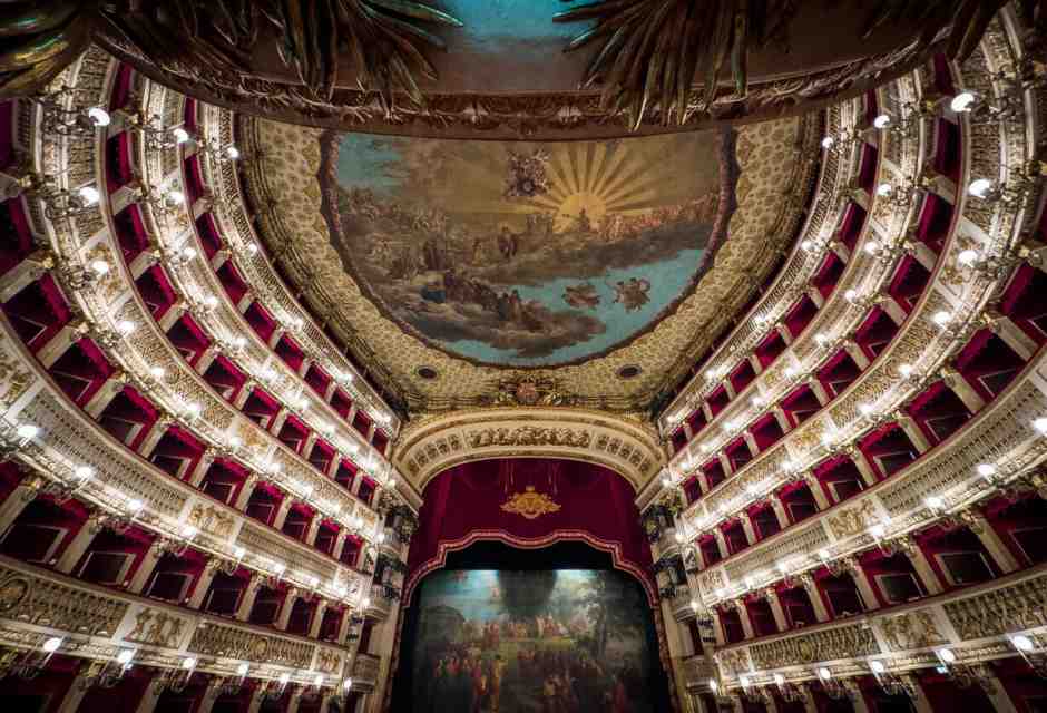  Il teatro San Carlo di Napoli - foto Ansa
