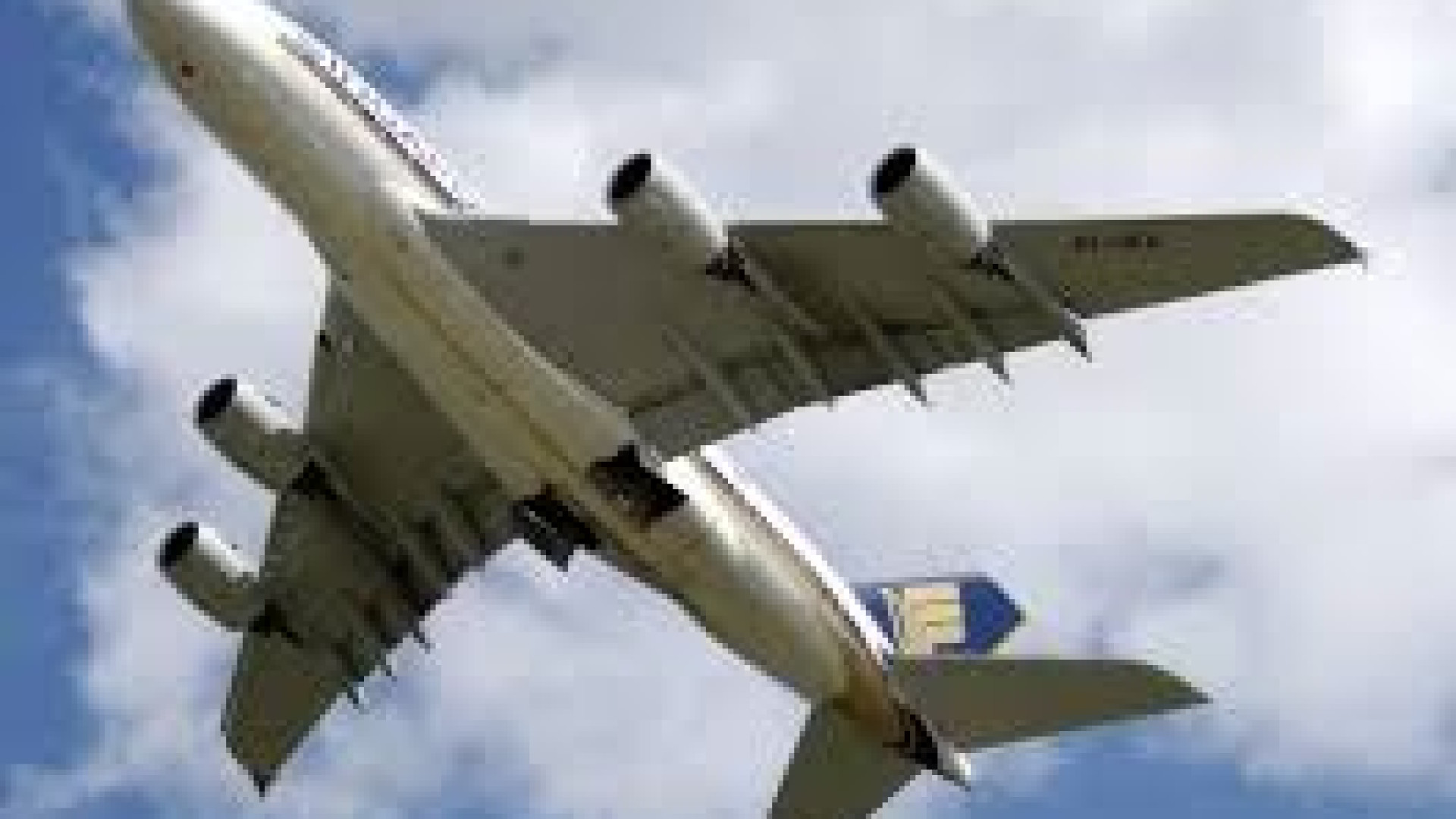 Immagine di Nel 2023 boom del trasporto aereo. Ma le low cost calano del 10%