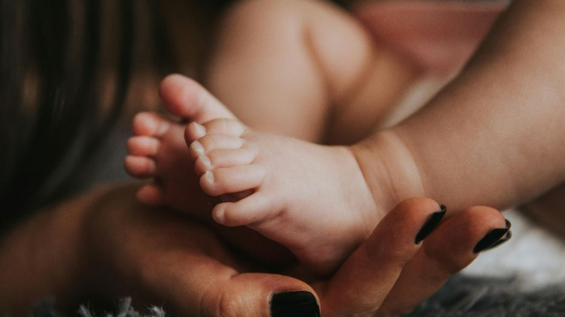 Immagine di Quante mamme hanno i figli della maternità surrogata?