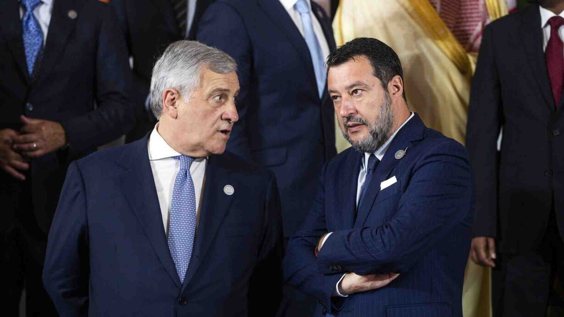 Immagine di Sale ancora FdI. Tra Lega e FI è testa a testa mentre il M5s accorcia sul Pd. I sondaggi