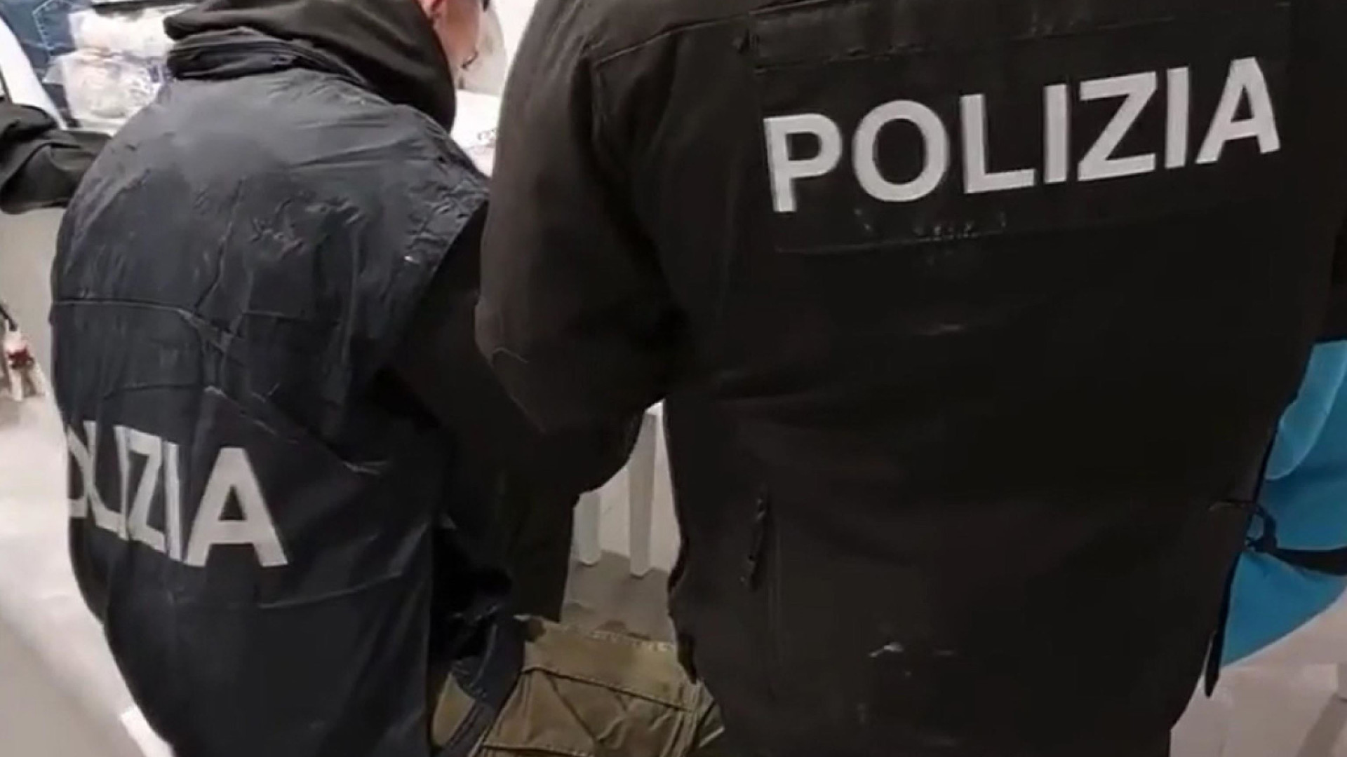 Immagine di Sindaci e assessori in trincea, una minaccia ogni 28 ore