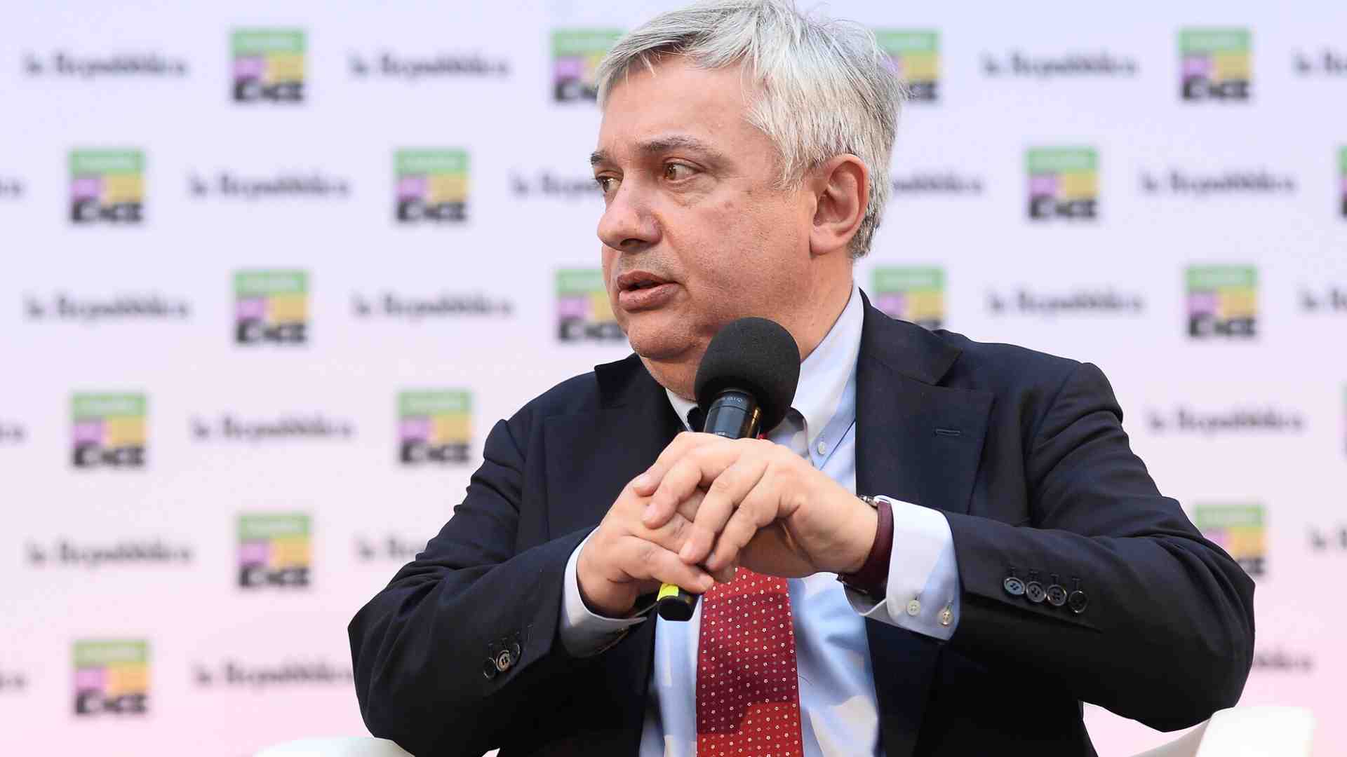 Immagine di Esplodere in una risata incontrollabile davanti ai titoli di Rep.