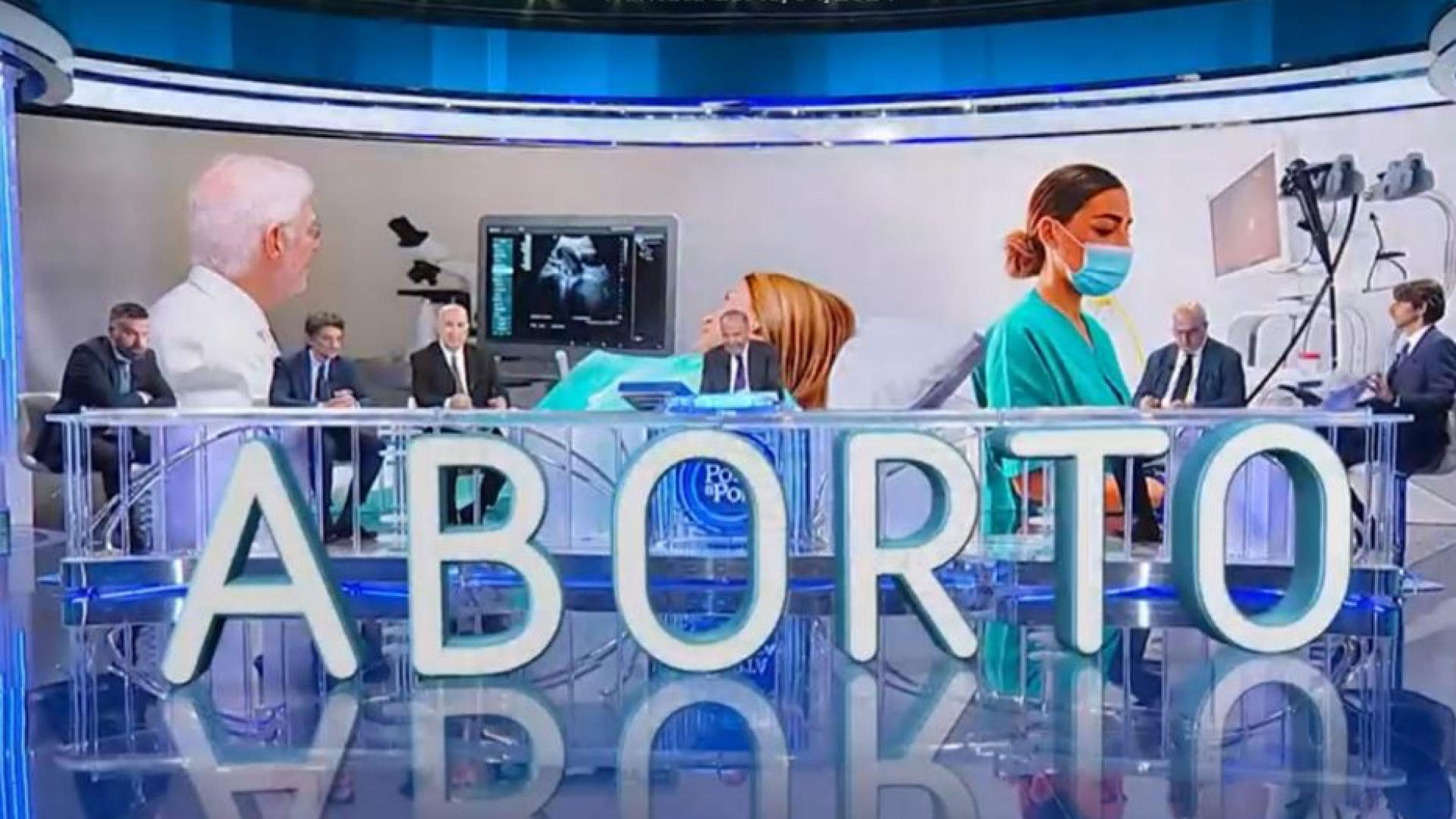 Immagine di L'autogol di "Porta a Porta": si parla di aborto. Con 7 uomini e 0 donne