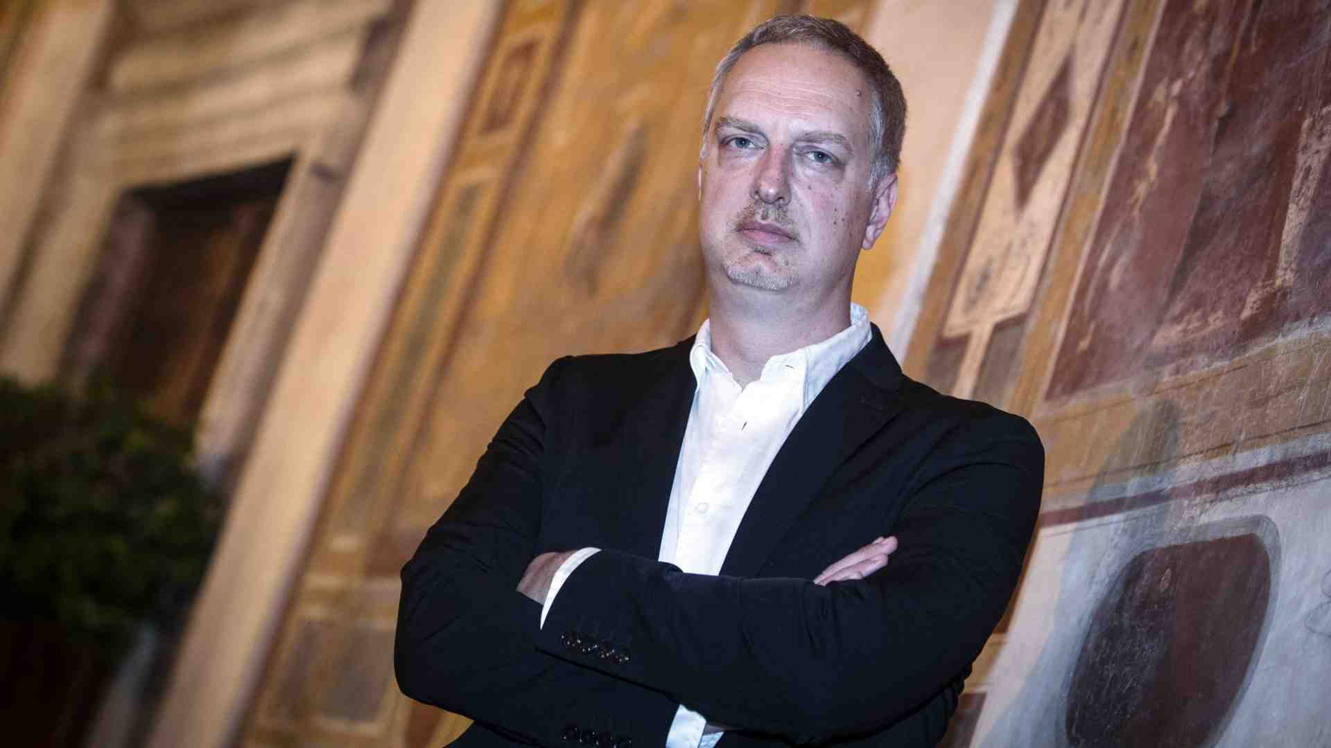 Immagine di Scurati e il 25 aprile scuotono la Rai. E Meloni pubblica l'intervento