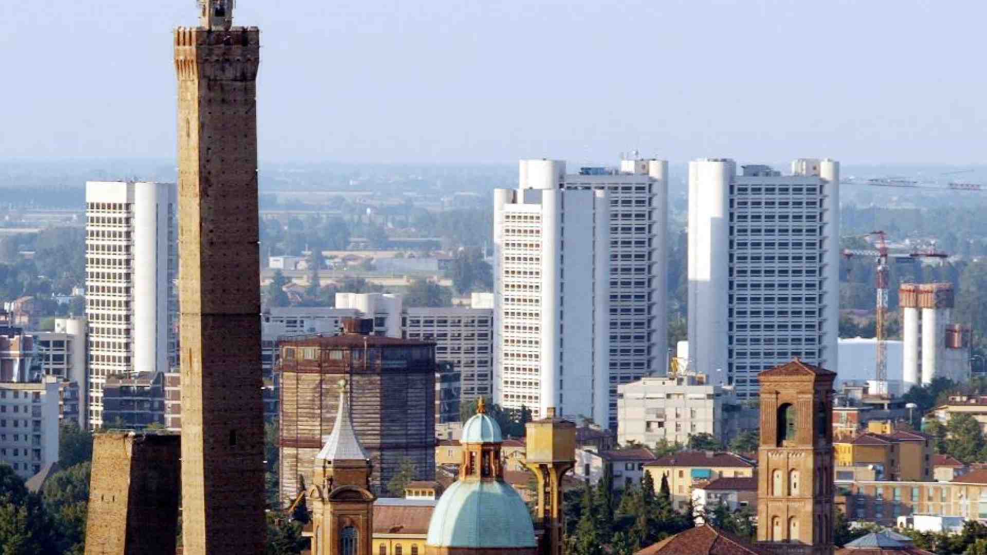 Immagine di “Sfitto zero” e 700 case agibili: Bologna vara il diritto all'abitare